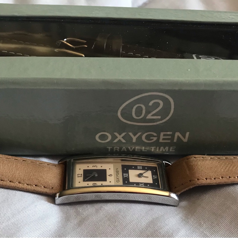 OXYGEN WATER RESISTANT WATCH BRAND NEW WITH EXTRA STRAP!